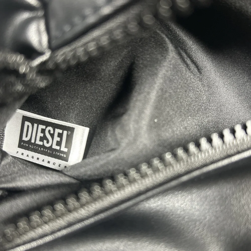 New Diesel Fragrances Bag Faux New Recycled Leather Duffle Gym Travel 18